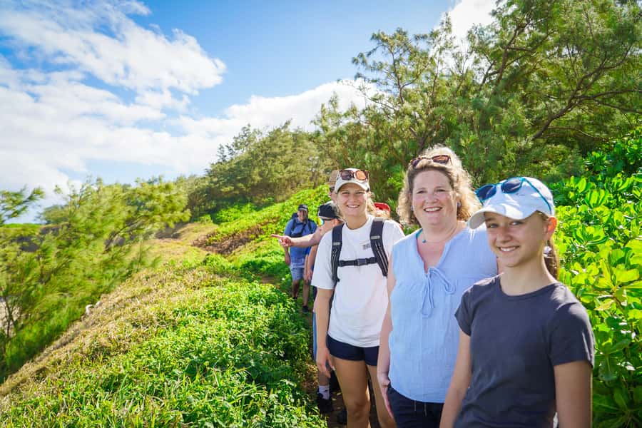 Mauritius: The Wild South Hiking Tour with a Guide - Getting started at Foyer de l’Unité Car Parking