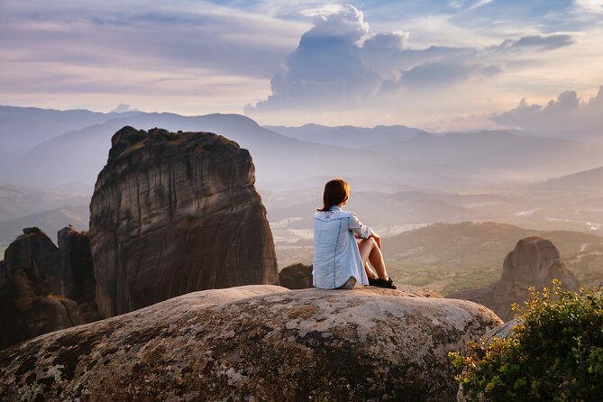 Meteora: Hiking Tour with Local Guide and Monastery Visit - Meteora views and photo timing without the chaos