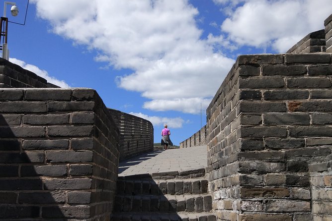 Mini Group: Half-Day Great Wall at Mutianyu Hiking Tour - Cable Car vs Chairlift vs Foot: Picking Your Route