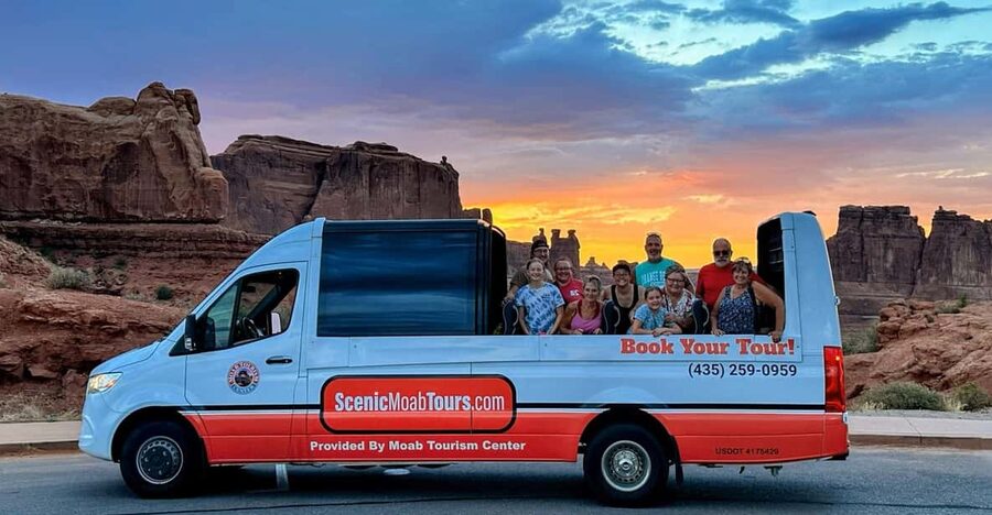 Moab: Arches National Park Sightseeing Tour - What the local guide adds beyond the scenery