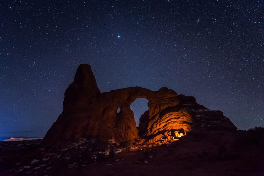 Moab: The Windows Astro-Photography and Stargazing Hike - How the guide teaches night photography basics on the move