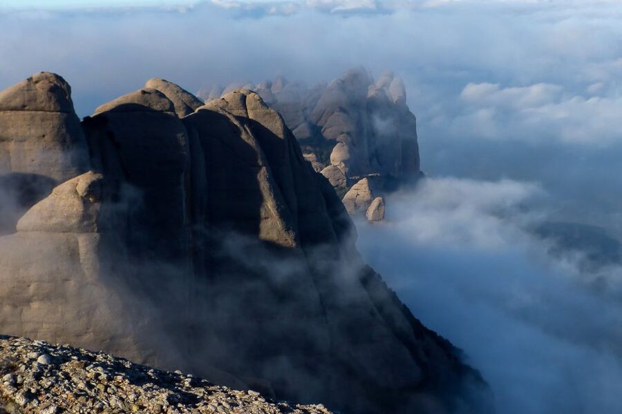 Montserrat: 6-Hour Tour with a Choice of 3 Levels of Hiking - Starting on the mountain range: what the guide teaches while you walk