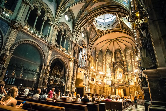 Montserrat Half Day Afternoon Tour from Barcelona - Museum time vs hiking time: choose your Montserrat style