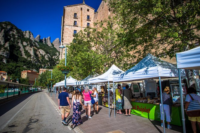 Montserrat Half Day Afternoon Tour from Barcelona - La Escolania Boys Choir at 1:00pm: the timed bonus that can change everything