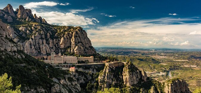 Montserrat very early : Hiking, Abbey, very small group - The Big Win: Sunrise Views Without the Crowd Noise