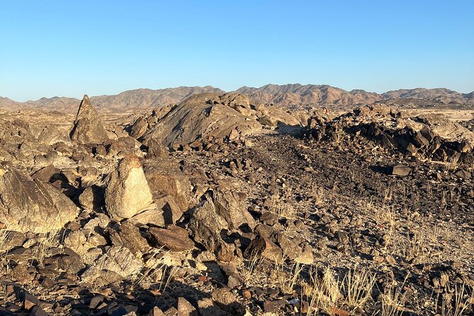 Moon Mountain Hike from Jeddah City - Breaks, snacks, and the return drive back to Jeddah