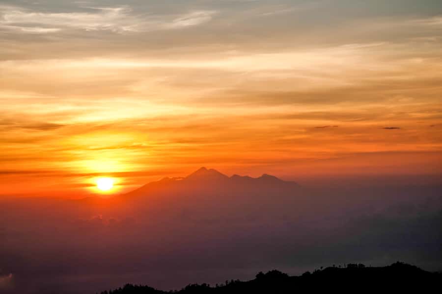 Mount Batur: 2D1N Kintamani Tour with Private Sunrise Hiking - Volcano Terrace Bali: lake views, real quiet, and one practical reality