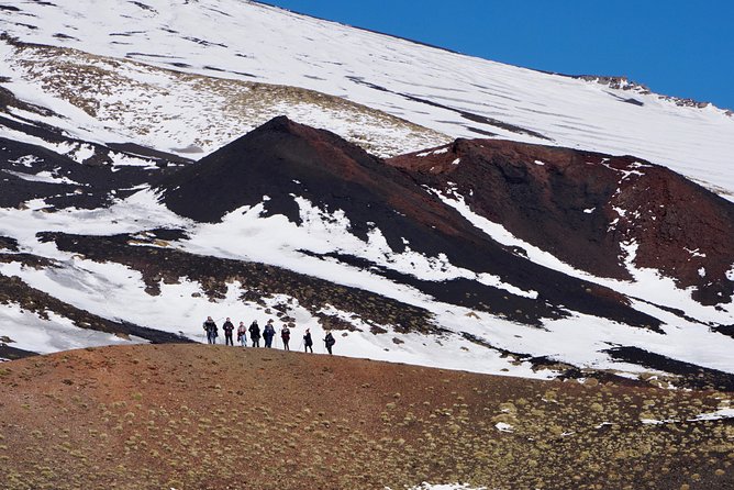 Mount Etna Adventurous Hiking Tour with Equipment - Food and breaks: how to handle the fuel issue