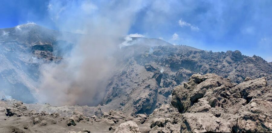 Mount Etna: Central Crater Guided Hike for Advanced Hikers - Gear, clothing, and rules that keep the hike sane