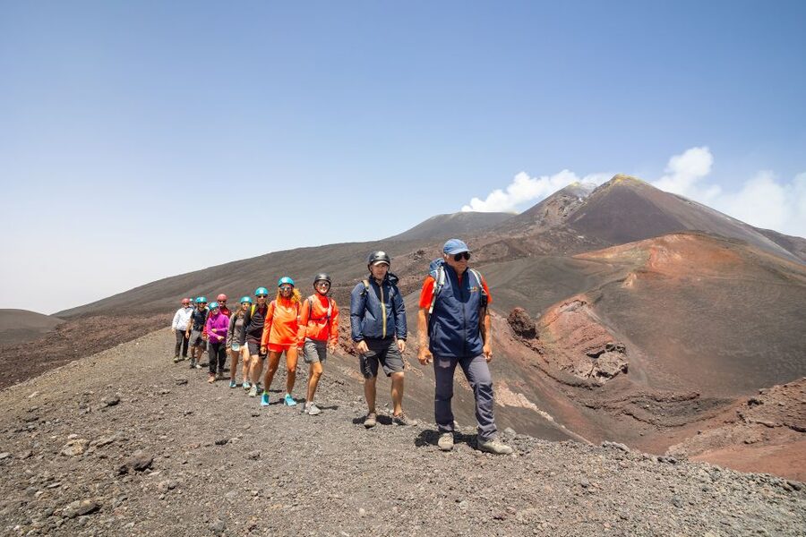 Mount Etna: Summit Guided Hiking Tour up to 3,400 m - Valle del Bove stops: the viewpoint that makes the whole day click