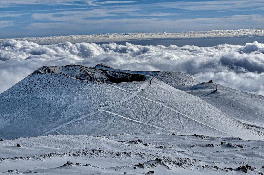 Mount Etna: Volcano Craters Hiking Tour - Volcano-crater hiking on Etna: why it feels different from a standard day tour