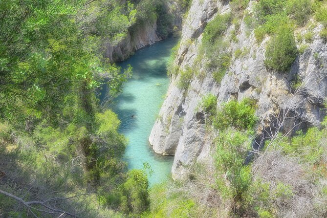 Mountain Hike & Thermal Springs - private full day tour - Fuente de los Baños: 25°C Springs and Snorkel-Friendly Time
