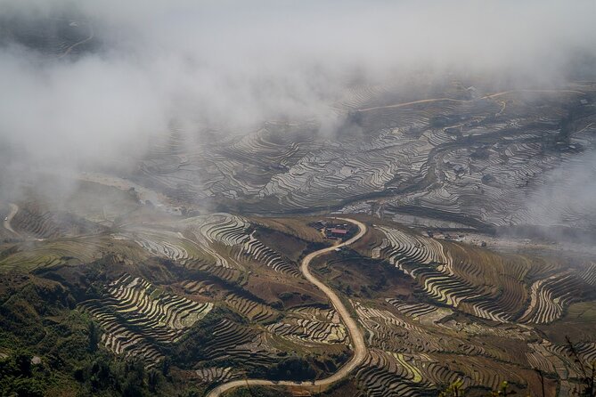 Mountain views & Rice Terraced Fields Hiking – 2D 1N - Day 2 start: breakfast, then you’re walking again (but with purpose)