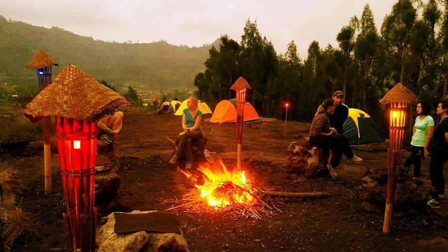Mt. Batur: 2 Day Camping Trip, Summit Hike, and Hot Springs - Mt. Batur Lounge: modern toilets before and after the climb