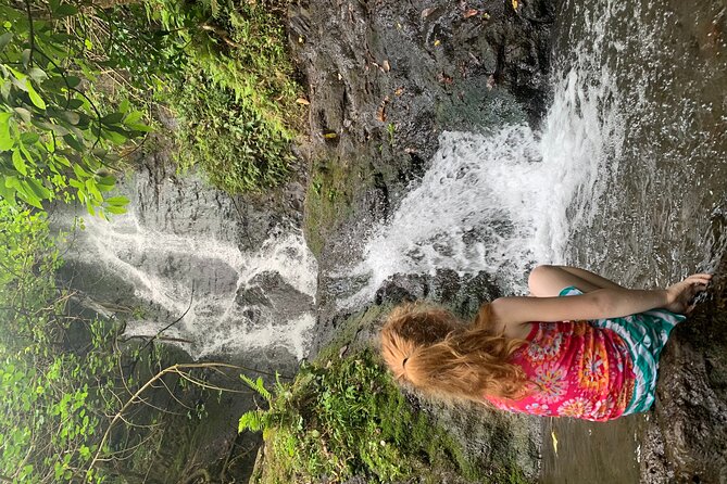 Nature Hike to Waterfall - Halona Blow Hole and Eternity Beach: The Water Up to 30 Feet Moment