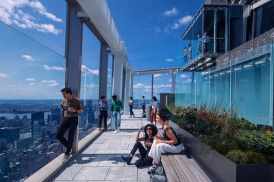 NYC Iconic Sights and Skyline Views with SUMMIT Ticket Option - The 2.5-hour Midtown route you’ll actually understand