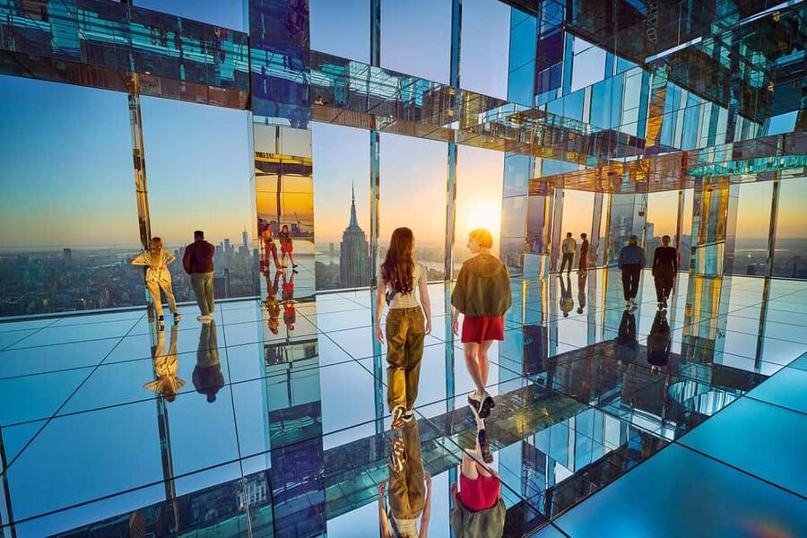 NYC: SUMMIT One Vanderbilt Experience Ticket - Day vs Air at Night: when the lighting becomes part of the show
