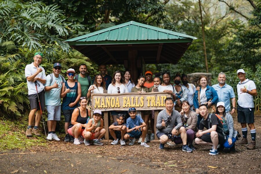 Oahu: Manoa Falls Waterfall Hike with Lunch and Transfers - Lunch at Tantalus Lookout: the Diamond Head and Honolulu view break