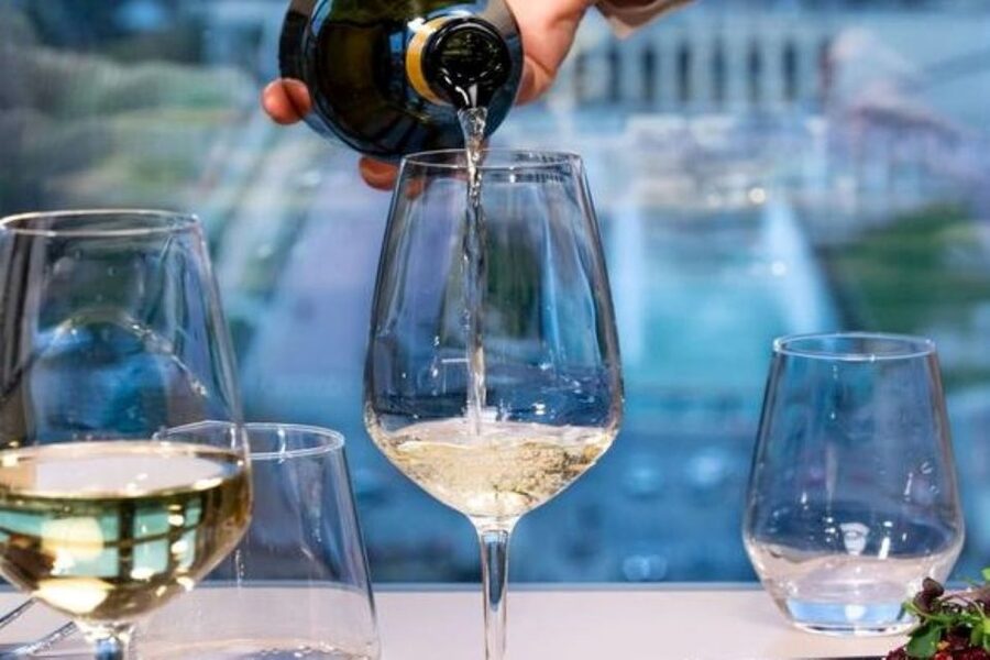 Paris: Eiffel Lunch, 2nd Floor or Summit Ticket & Cruise - Who This Tour Fits Best (and Who Might Feel Frustrated)