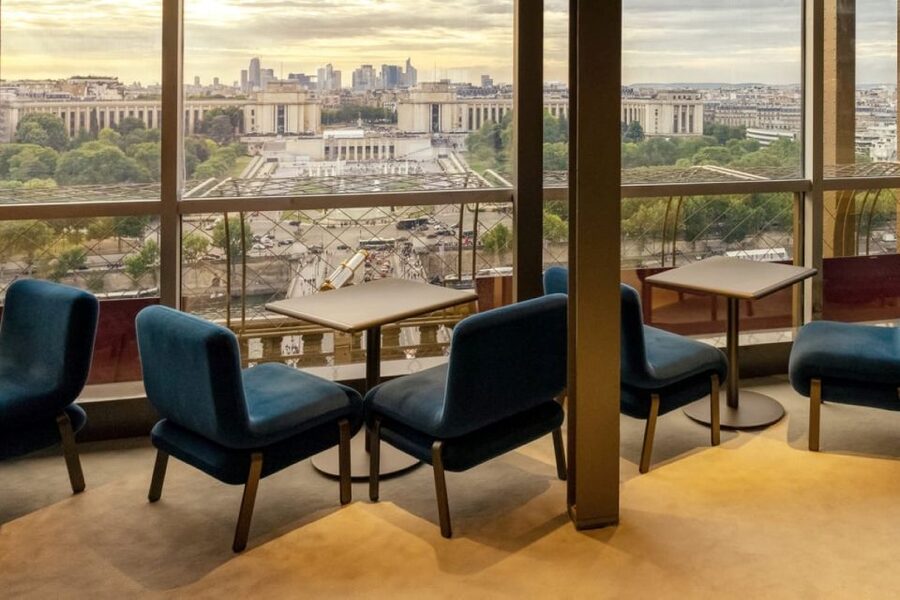 Paris: Eiffel Lunch, 2nd Floor or Summit Ticket & Cruise - Tips to Make Your Day Feel Smooth Instead of Chaotic