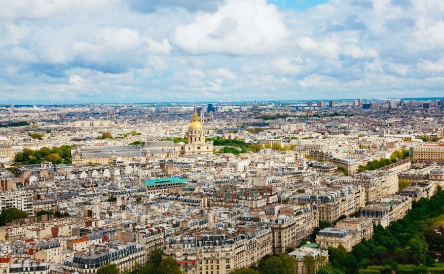 Paris: Eiffel Tower Fully Guided Tour with Summit Option - Photos, crowds, and the small tactics that help