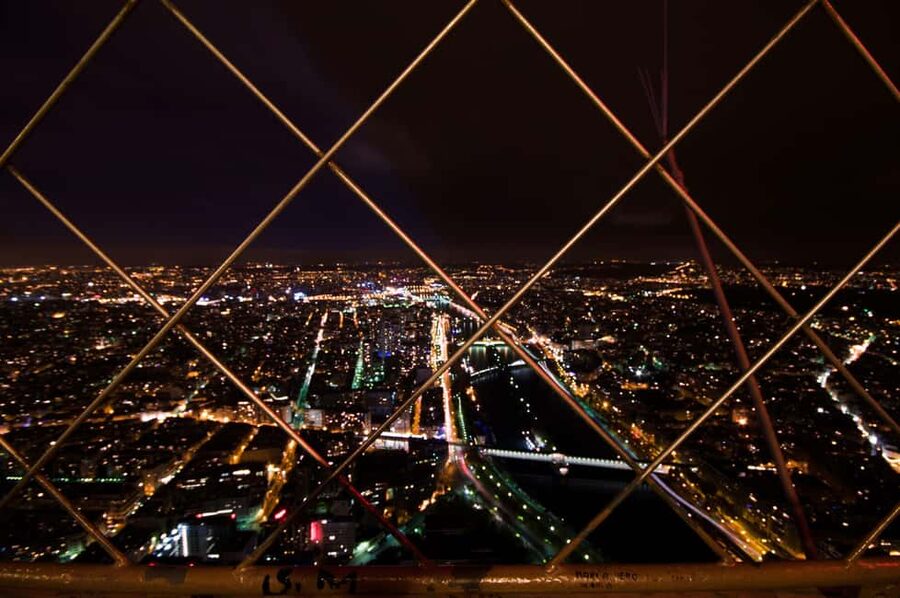 Paris: Eiffel Tower Guided Tour|Summit & second floor access - FAQ