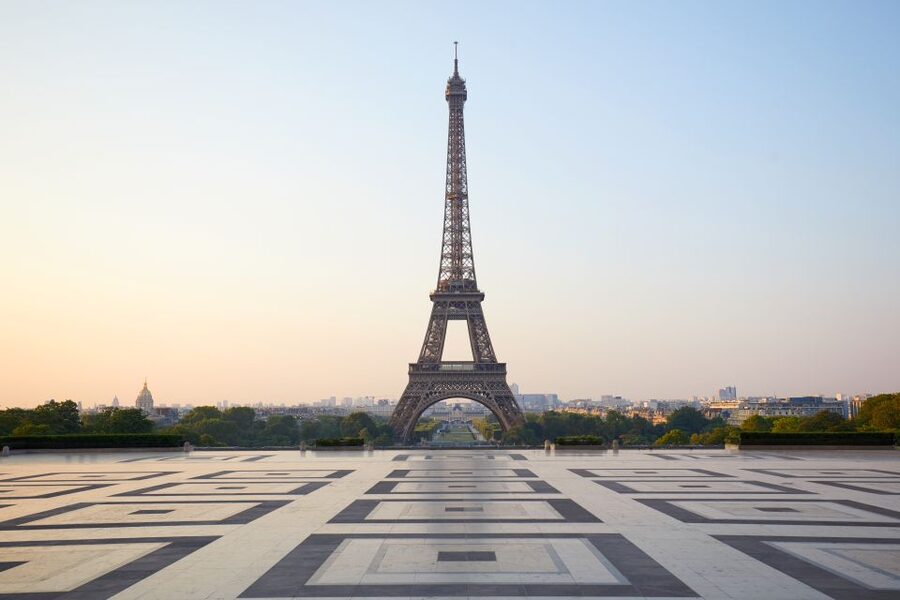 Paris: Eiffel Tower Summit Access Tour and River Cruise - Meeting at 7 Rue de la Manutention: start where the tour actually begins