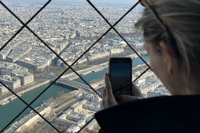 Paris: Eiffel Tower Summit Small-Group Guided Tour Max 6 People - The glass elevator ride and guided narration up to the summit
