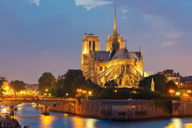 Paris Lights Evening Bus Tour with Eiffel Tower Summit Option - Standard vs Small-Group: Picking the Right Vibe for Your Night