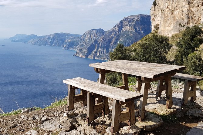 Path of the Gods Hiking Day Tour from Sorrento - The shepherd-cottage stop: local food breaks, not just a bus snack