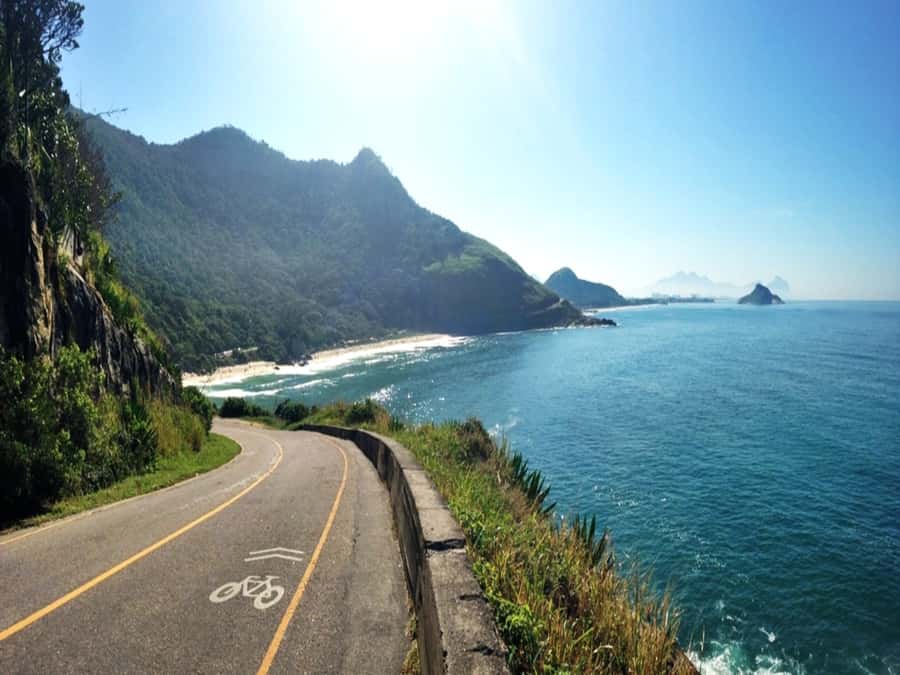 Pedra do Telégrafo Hike and Beach Full-Day Tour - Who should book this Pedra do Telégrafo day, and who should skip it