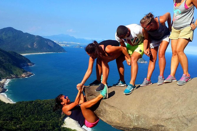 Pedra do Telégrafo Hiking Tour ( Telegraph Rock - Avoid Crowds) - Rio de Janeiro - How the 6:00 am morning shapes the whole day