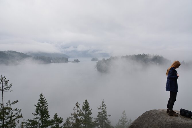 Photography, Gondola & Snowshoeing - A long Sea to Sky day built around Joffre Lakes photos