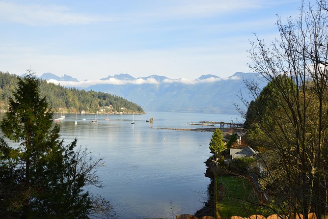 Photography, Hiking & Ferry to Bowen Island - How a max-6 group keeps you moving (without losing the moment)