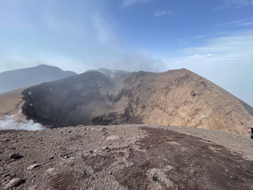 Piano Provenzana: Mount Etna Hiking Trip to 3,300 Meters - Piano Provenzana as a smart Etna base (and not the usual tourist vibe)