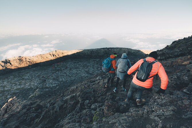 Pico Mountain: Climb the Highest Point of Portugal 2351m - What to Bring (Because the Lava Doesn’t Care)