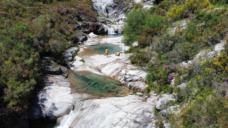 Porto: swimming, hiking, picnic in Gerês National Park - Hiking to the lagoons: what the 4 km stretches really mean