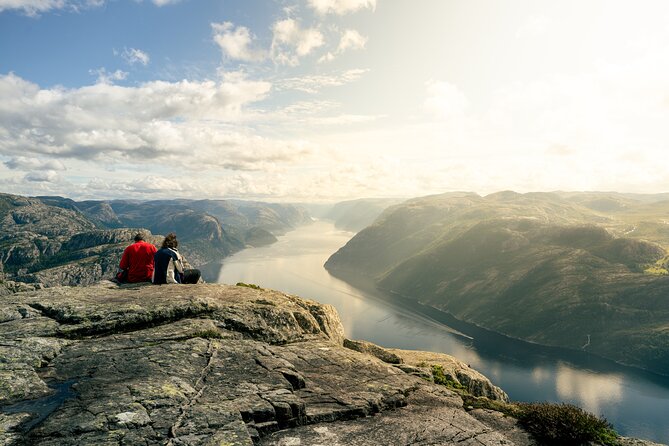 Preikestolen | Pulpit Rock - Hike with a local guide - Preikestolen/Pulpit Rock Hike: The 5 Hours That Earn the View