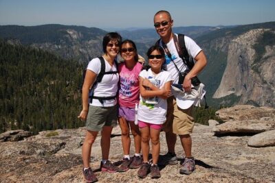 Private Family Hike in Yosemite - Stop 1 in Yosemite: natural history that kids can actually follow