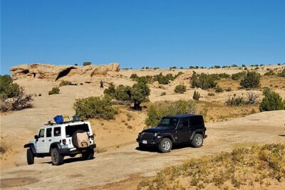 Private full day tour and hike combo. - Entering Arches National Park for hikes that fit your energy level
