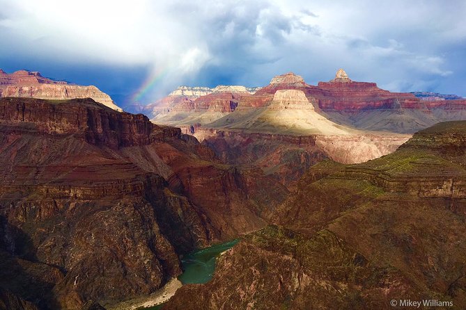 Private Grand Canyon Hike and Sightseeing Tour - Lunch, snacks, and water: the value hidden in the “included” list