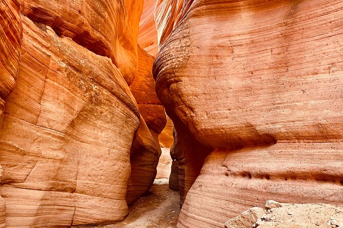 Private Guided Hike through Peekaboo Slot Canyon - Key things to know before you go