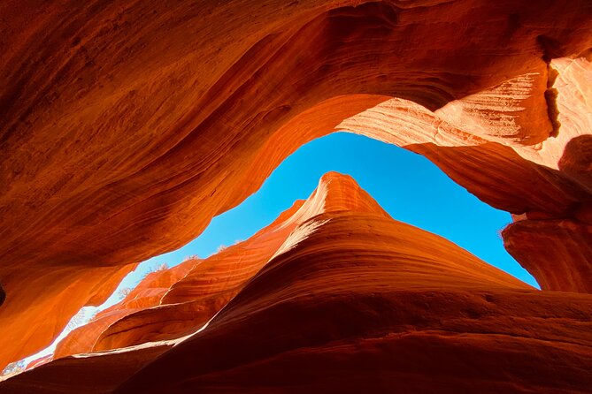 Private Guided Hike through Peekaboo Slot Canyon - Peekaboo Slot Canyon near Kanab: the Zion-area stop that feels quieter