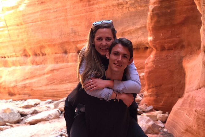 Private Guided Hike through Peekaboo Slot Canyon - Who this private Peekaboo tour is best for