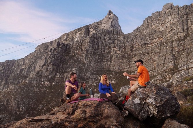 Private Hiking Tour of Table Mountain - Plateau wandering: where the views meet the smaller details