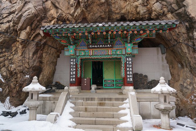 Private Hiking tour to Bukhansan Peak(Baegundae: 836.5m) with Mountain Expert - The Trail Reality: Granite Steps, Cables, and Weather