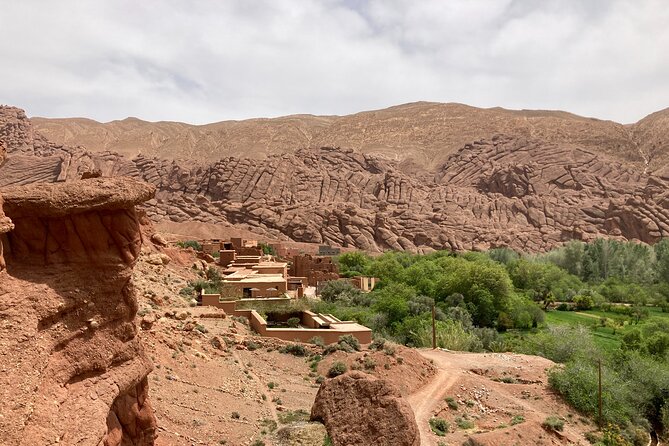Private Monkey Fingers Canyon Hike - Guides on the ground: why this hike is better with someone local
