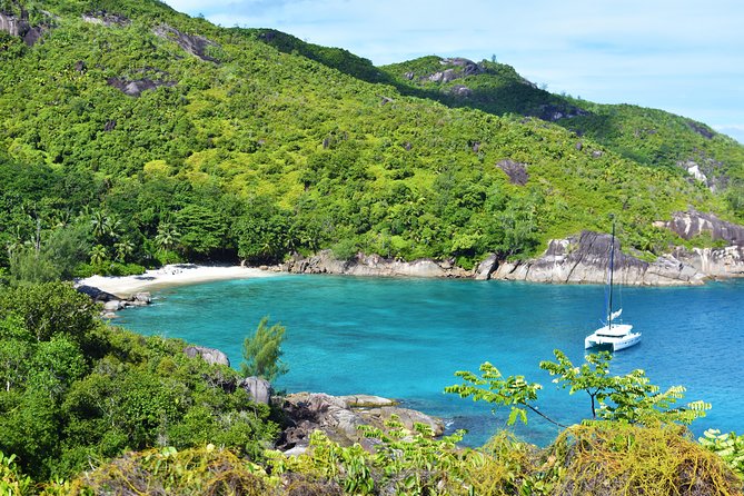 Private Nature Trail (Hiking) (1-2 persons) - Anse Major Trail: easy beach access and monsoon-season snorkeling