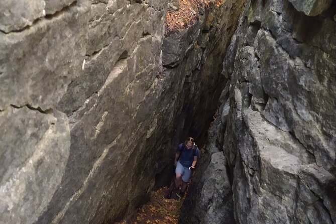 Private Nottawasaga Bluffs Caves Hiking Tour,Collingwood/Creemore - Difficulty, what to wear, and how to plan for tight spaces