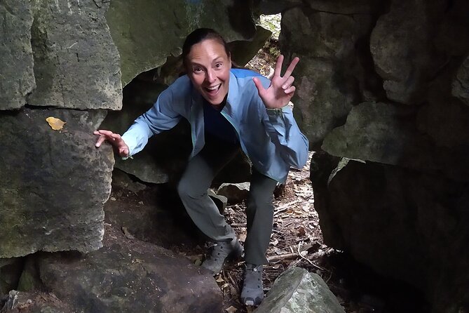Private Nottawasaga Bluffs Caves Hiking Tour,Collingwood/Creemore - Timing: what 3 hours feels like on a 5.5 km cave hike